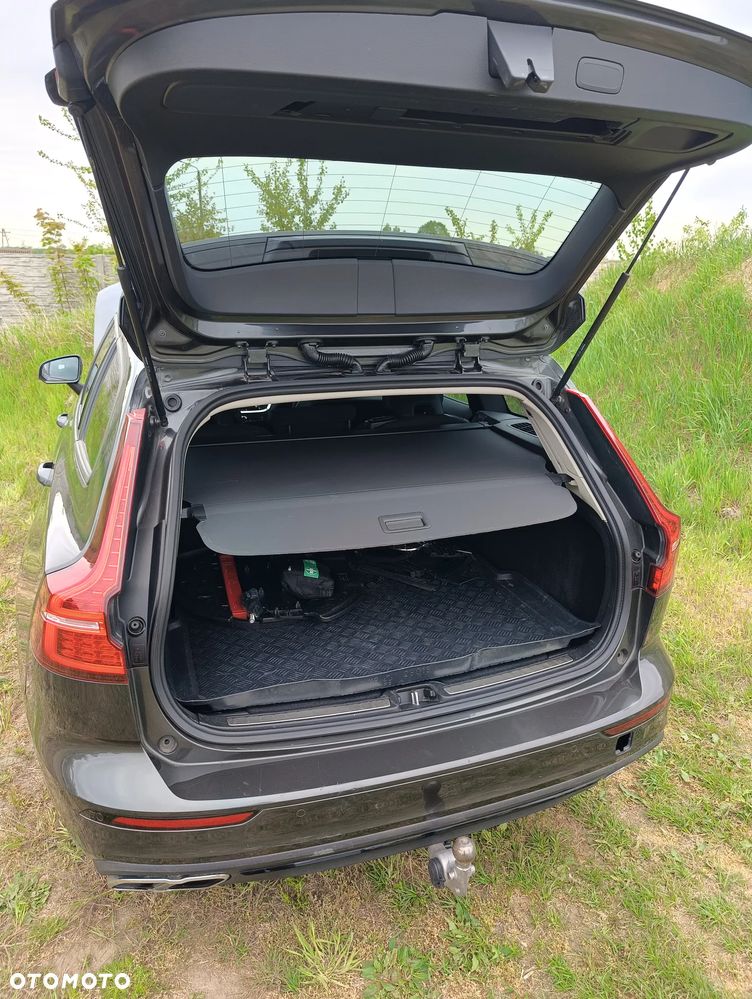 Volvo V60 B3 B Momentum - 7