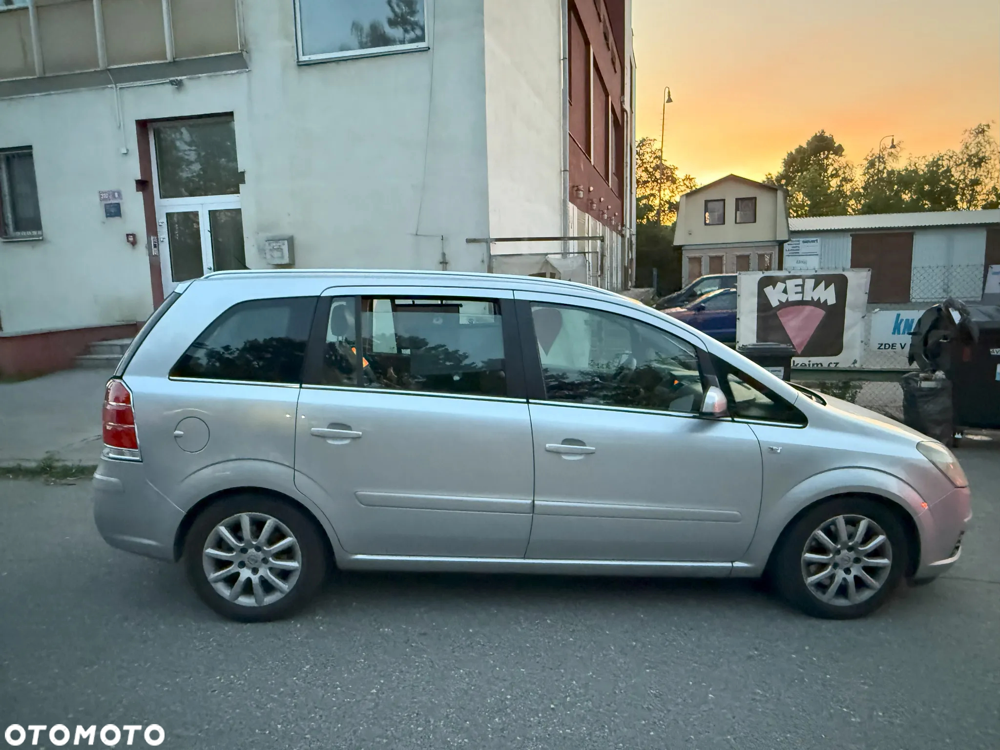 Opel Zafira - 4