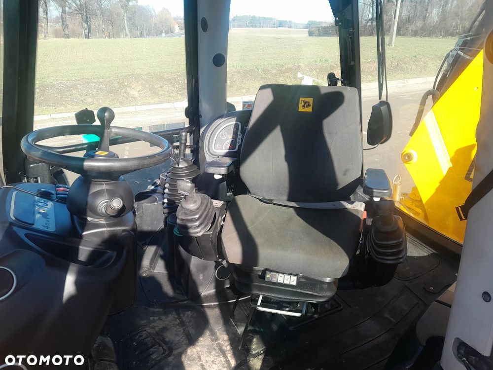 JCB JCB 4CX AEC  2018r - 19