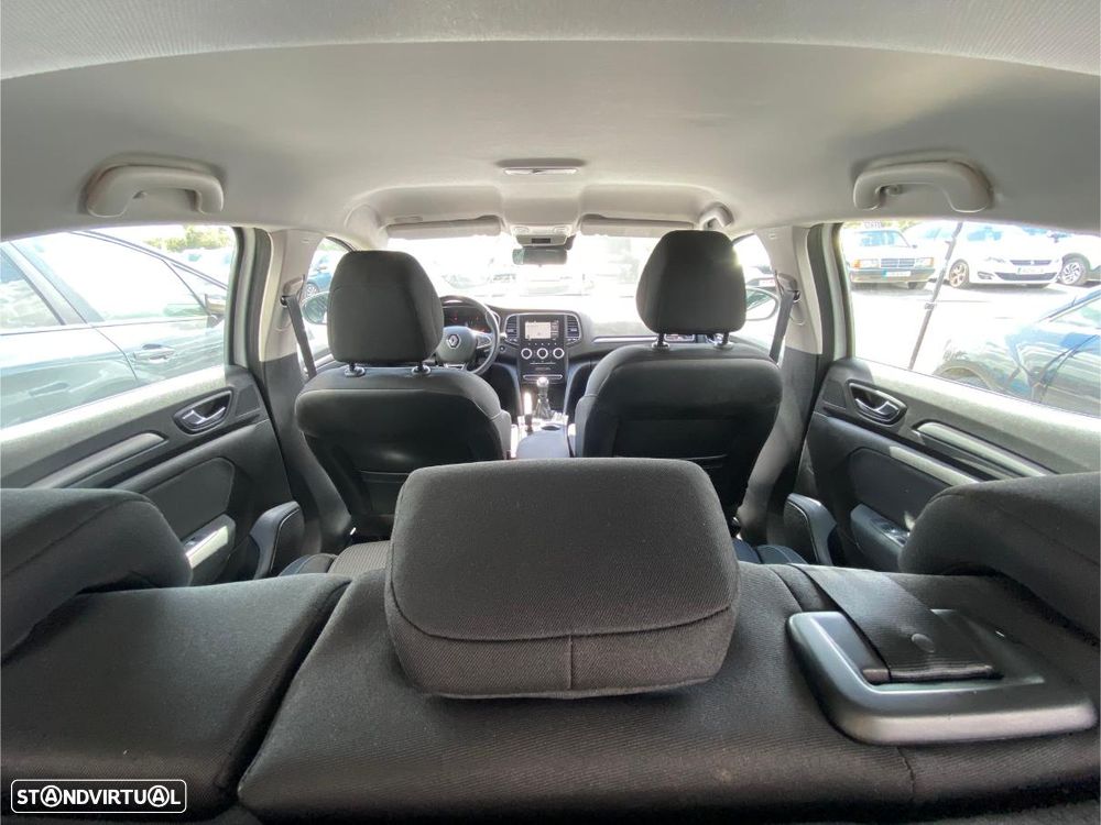 Renault Mégane 1.5 Blue dCi Intens - 20