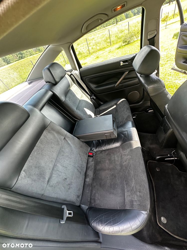 Volkswagen Passat 1.8T Highline - 11