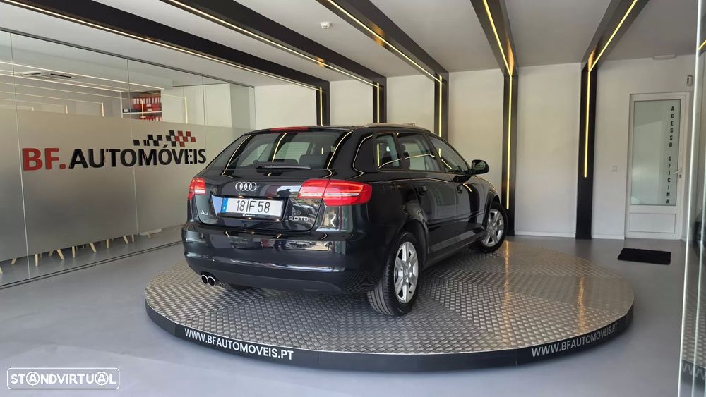 Audi A3 Sportback 2.0 TDi Attraction Business Line - 18