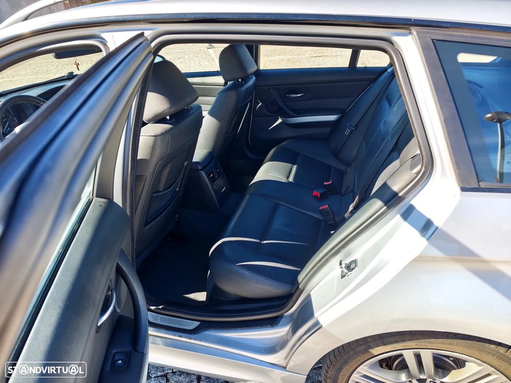 BMW 318 d Pack M - 10