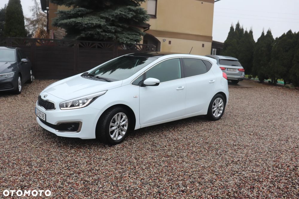 Kia Ceed 1.6 GDI Spirit - 14