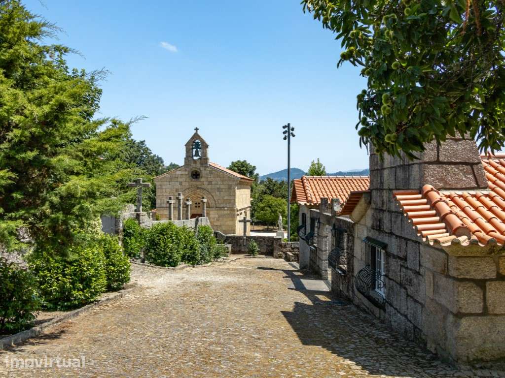 Quinta com jardim e piscina no Marco de Canaveses - Grande imagem: 3/51