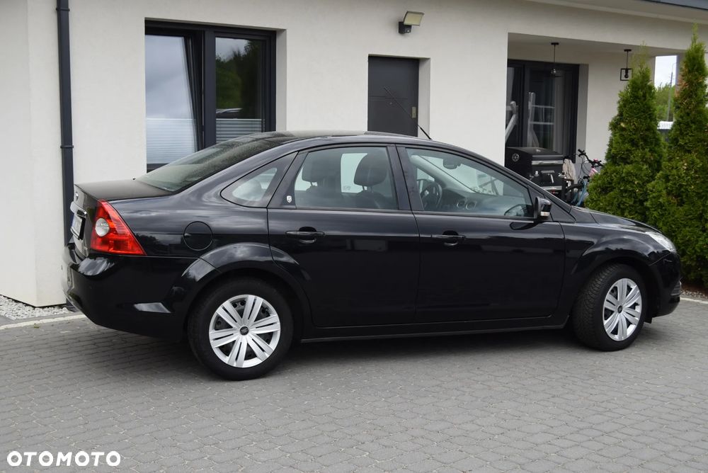 Ford Focus 2.0 TDCi DPF Ghia - 9