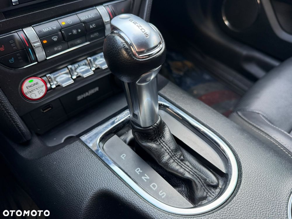 Ford Mustang 5.0 V8 GT - 18