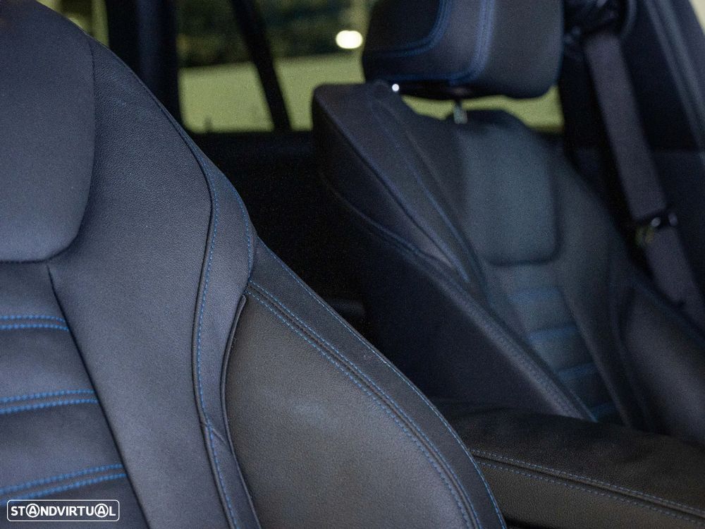 BMW 320 d Pack Desportivo M Auto - 27