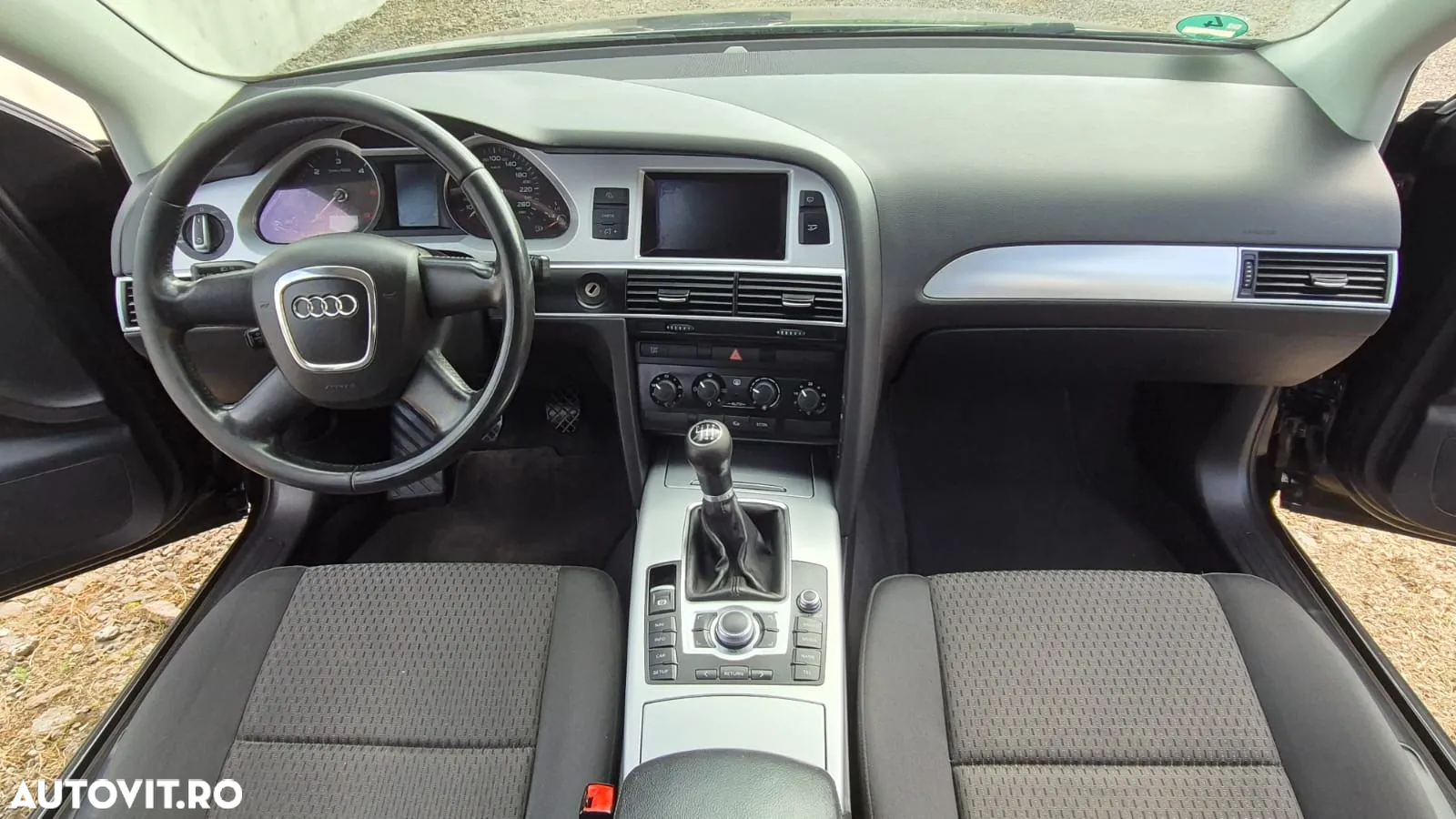 Audi A6 2.0 TDI DPF Avant - 12