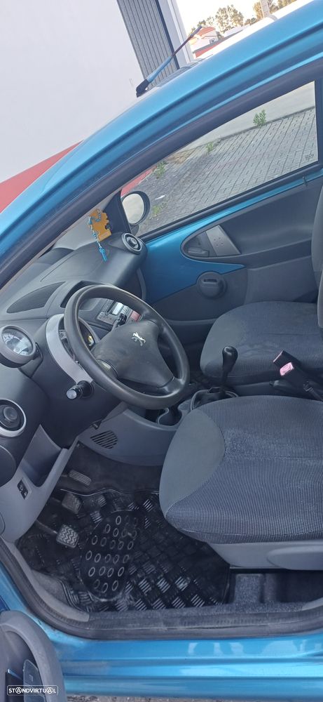 Peugeot 107 1.0 Trendy - 8