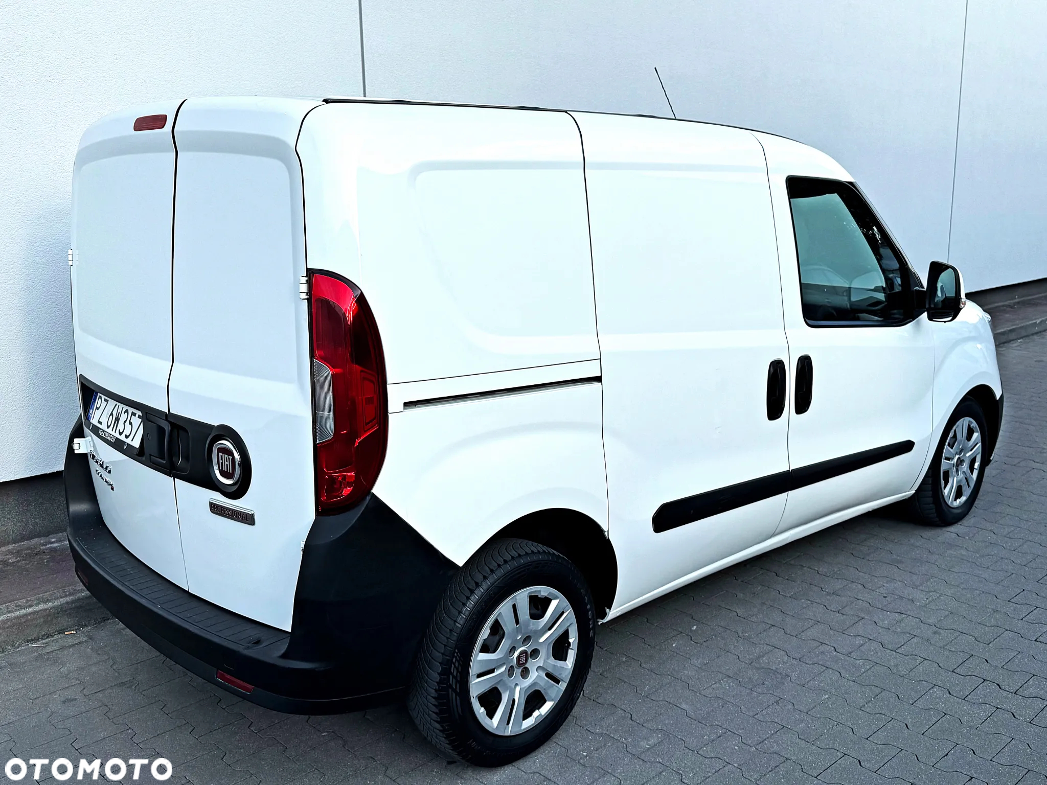 Fiat DOBLO - 24