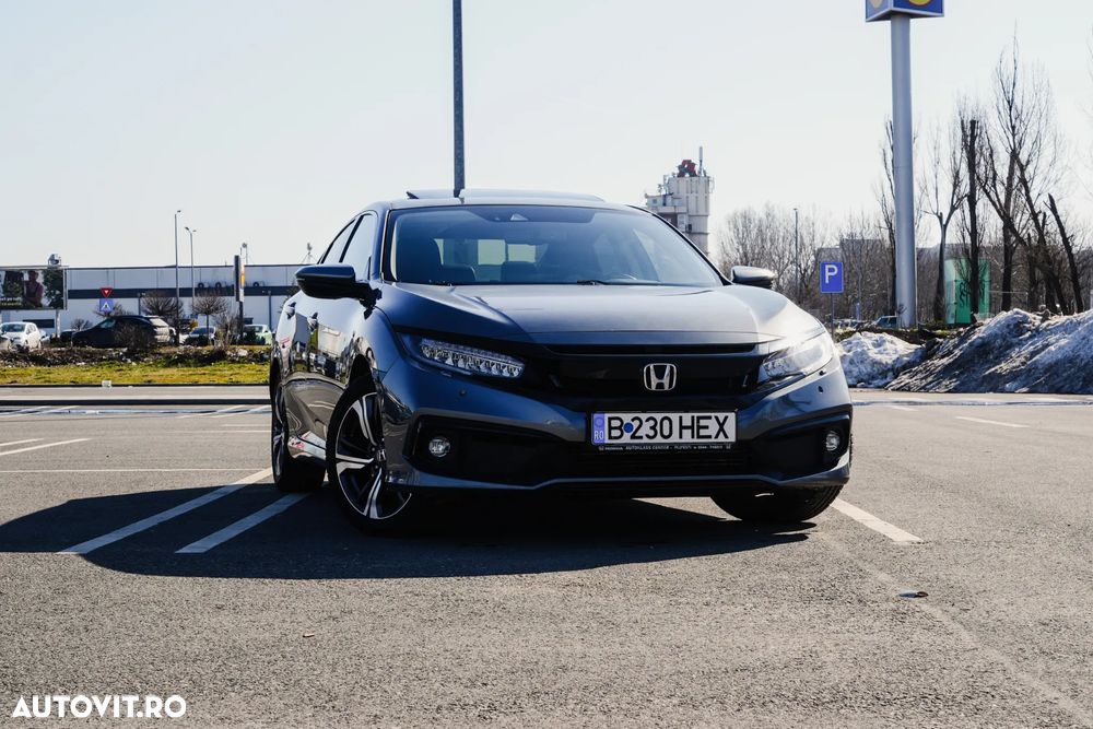 Honda Civic 1.5 VTEC Turbo CVT Executive - 1