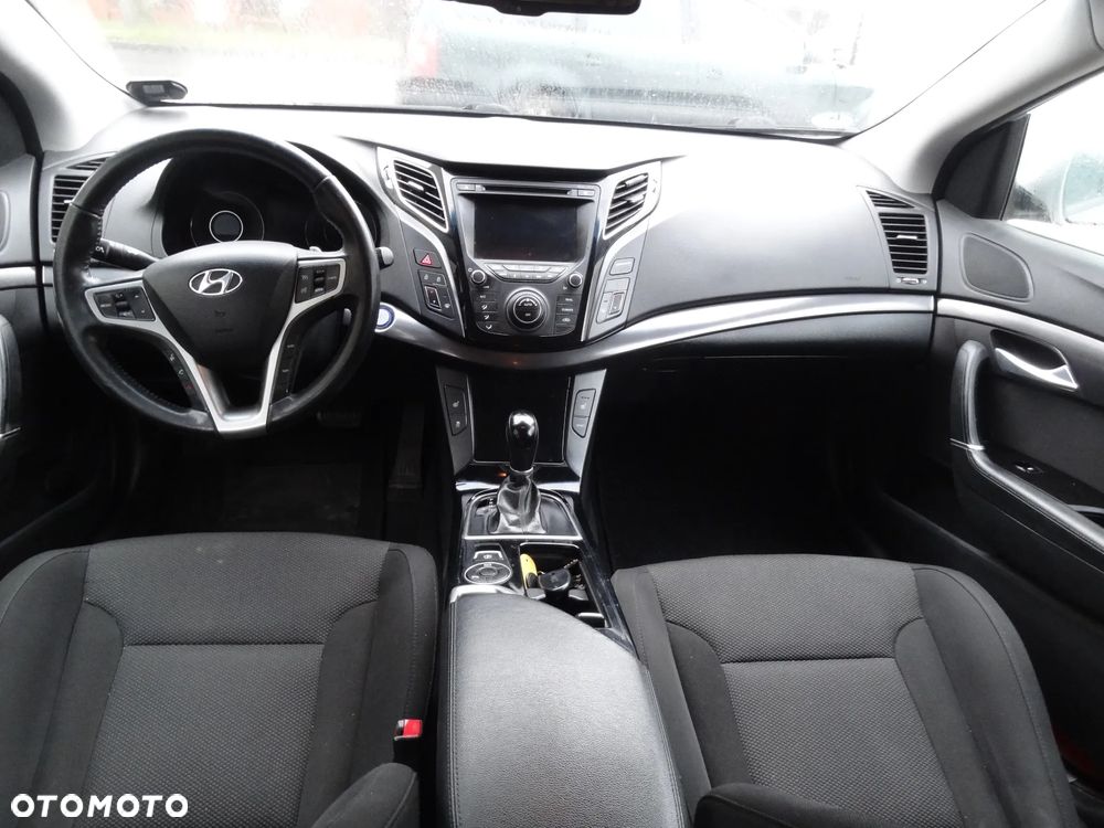 Hyundai i40 1.7 CRDi Automatik Premium - 13