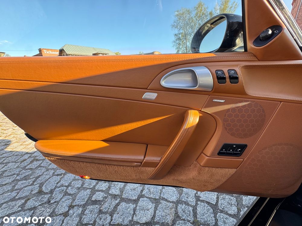 Porsche 911 - 16