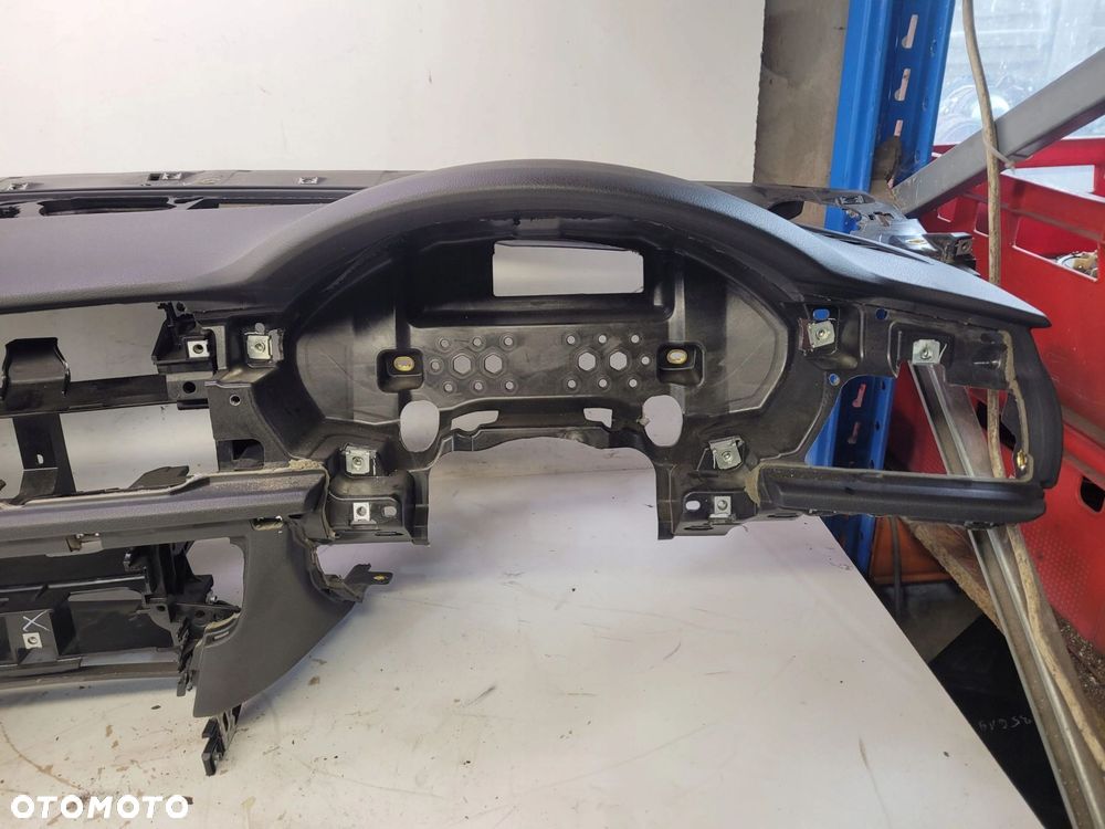 DESKA KOKPIT KONSOLA AUDI A7 4G HEAD UP UK - 3