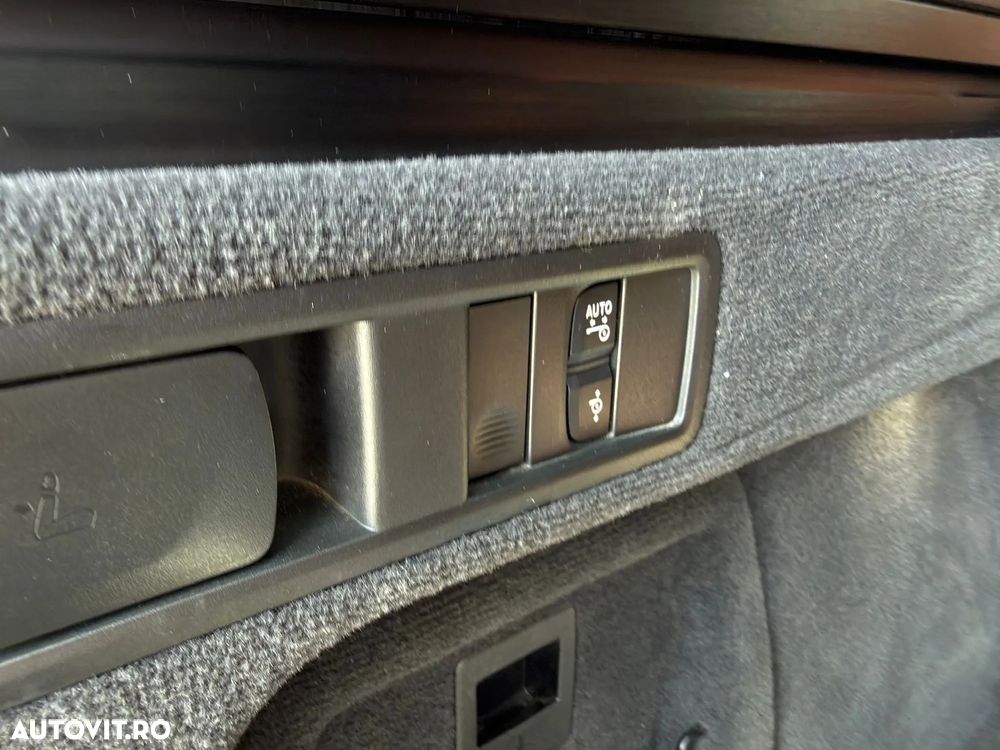 BMW X5 xDrive40i - 38