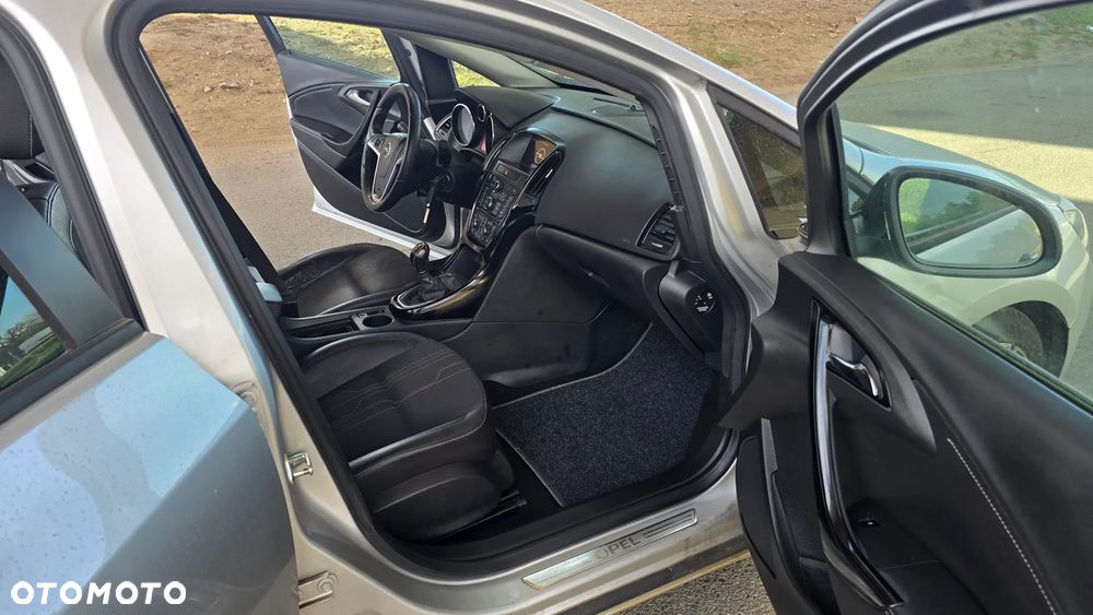 Opel Astra 1.7 CDTI DPF ecoFLEX Start/Stop 150 Jahre - 23