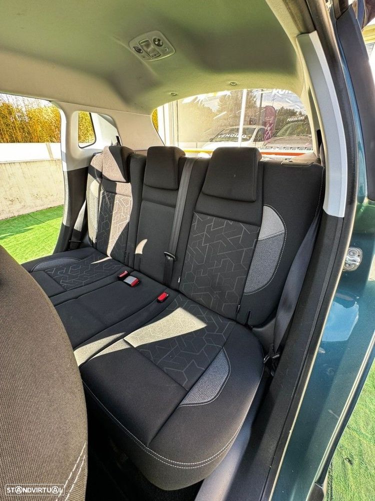 Peugeot 2008 1.2 PureTech Style - 12