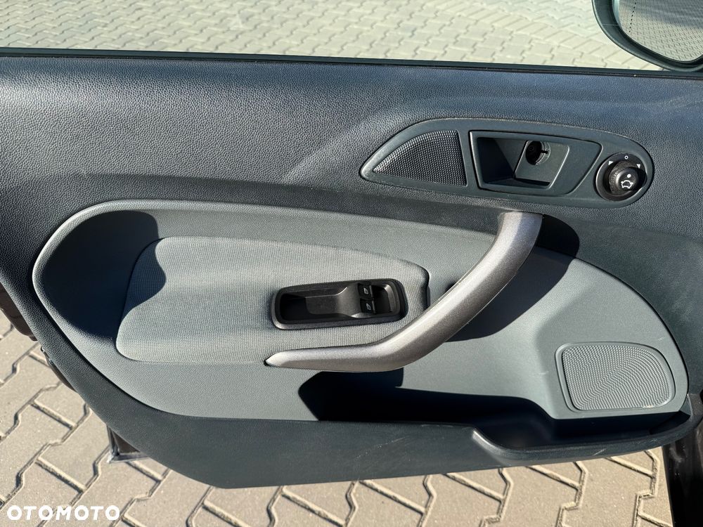 Ford Fiesta 1.4 TDCi Gold X - 18