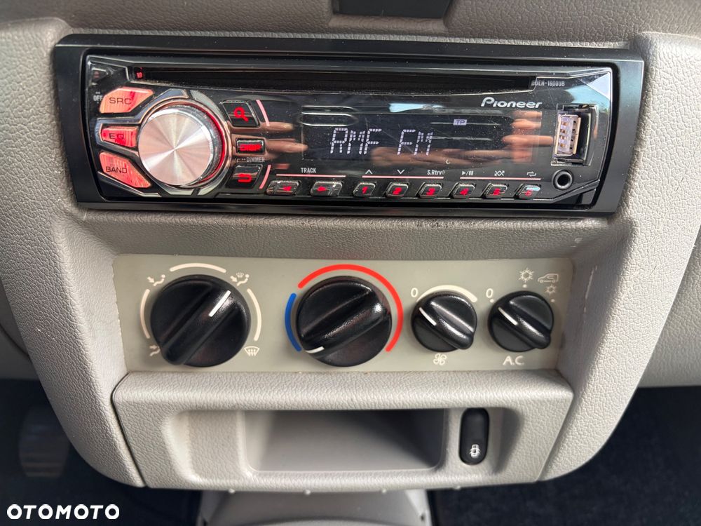 Renault Kangoo 1.6 16V Edition - 10
