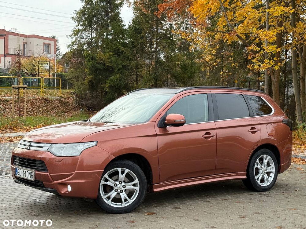 Mitsubishi Outlander 2.2 DI-D 4WD Invite - 3