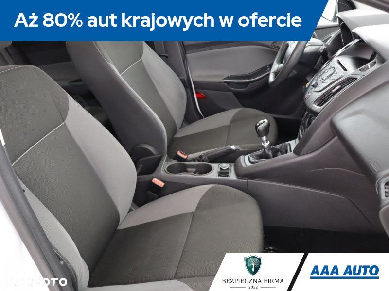 Ford Focus - 11
