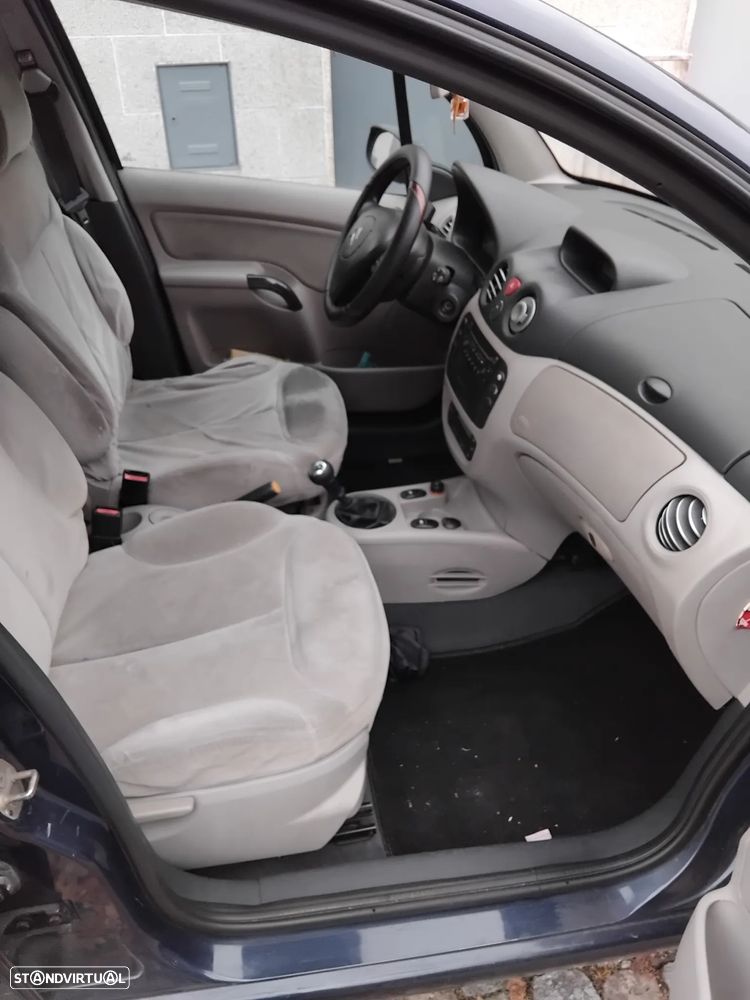 Citroën C3 1.4 HDi Exclusive - 5