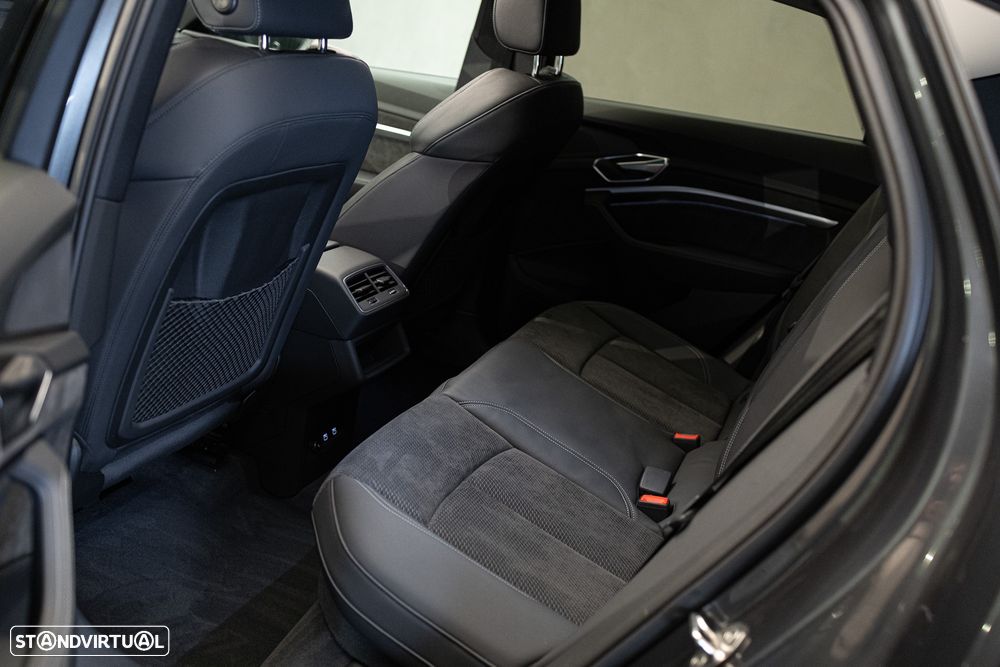 Audi e-tron Sportback 55 quattro S line - 16