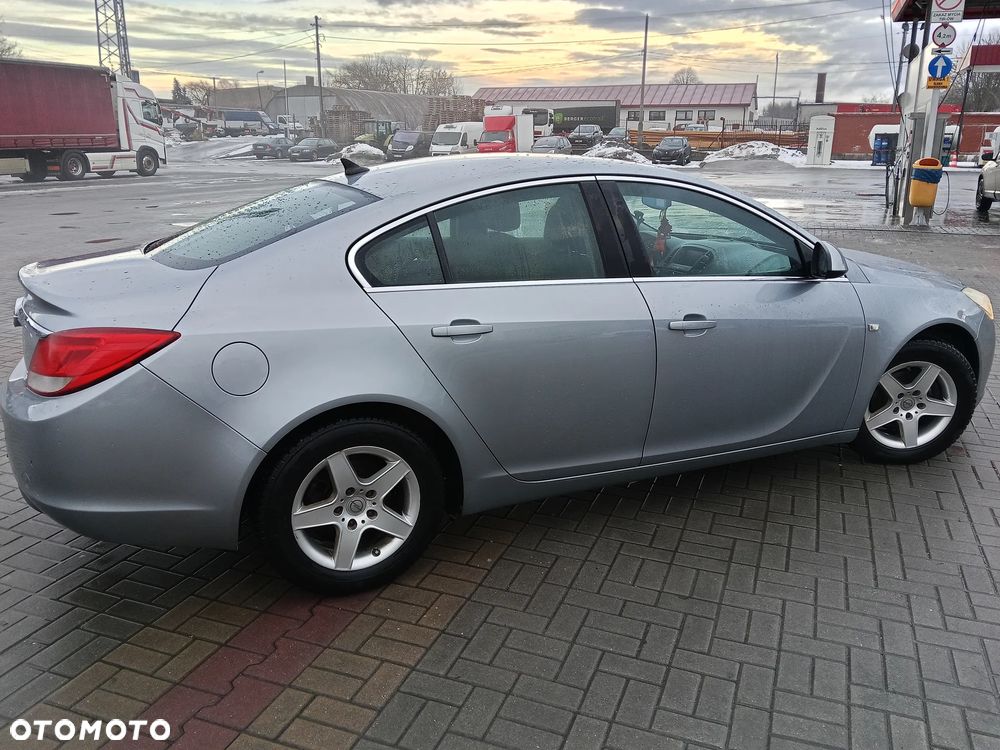 Opel Insignia 2.0 CDTI - 6