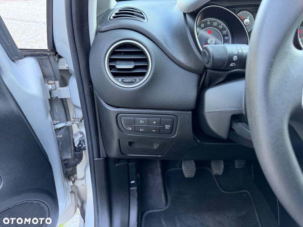 Fiat Punto Evo 1.2 8V Street - 24