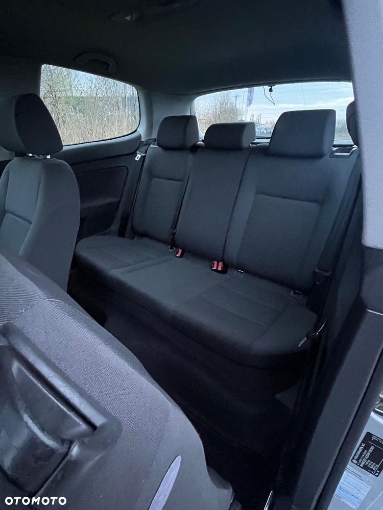 Volkswagen Golf - 10