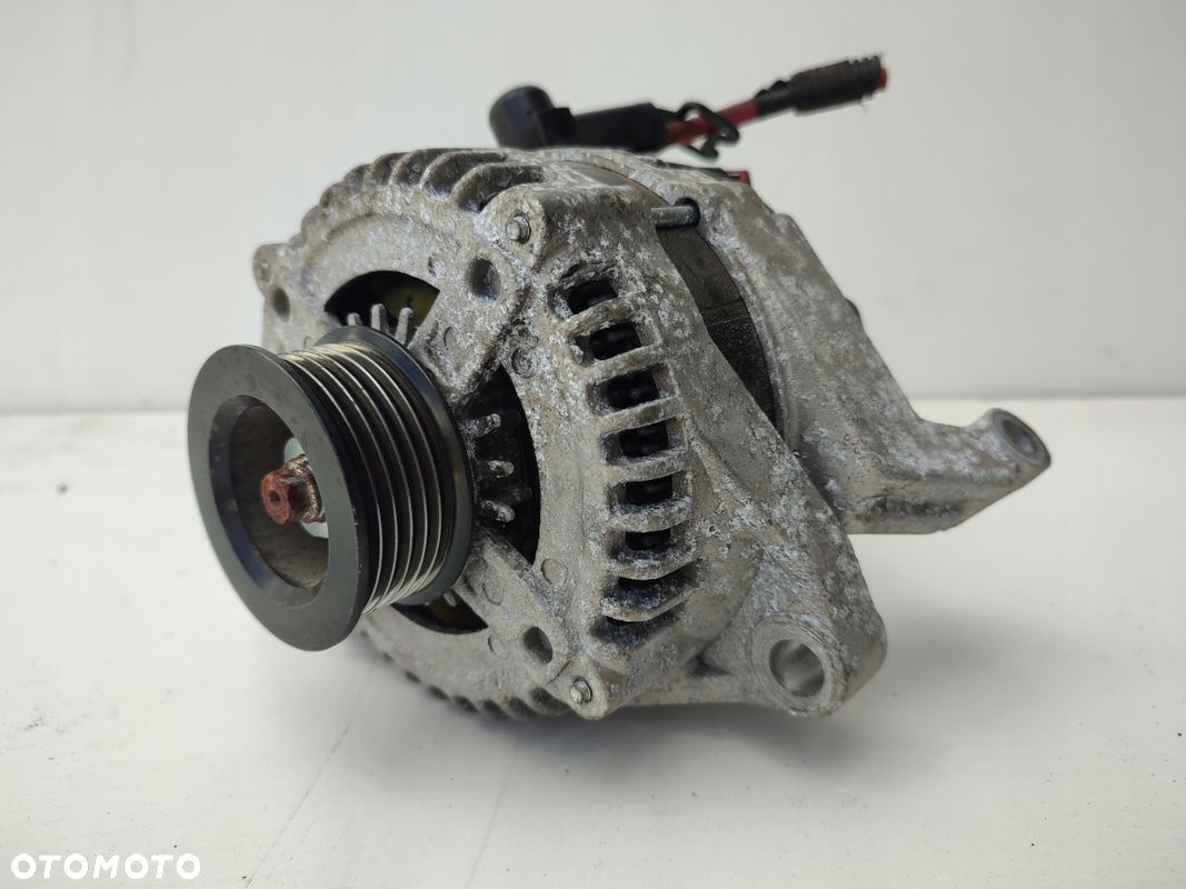 Alternator JEEP CHEROKEE LIBERTY KK 3.7 V6 EKG 160A - 1