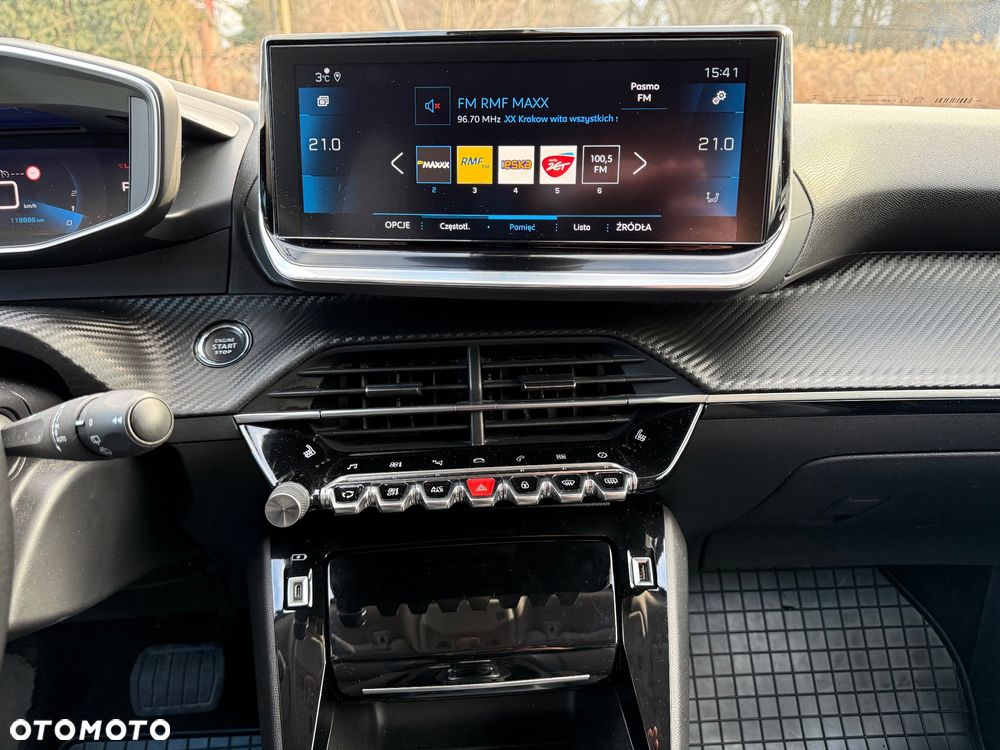 Peugeot 2008 1.5 BlueHDi Allure Pack S&S EAT8 - 20