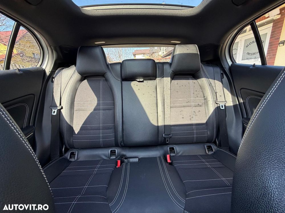 Mercedes-Benz GLA 220 CDI 4MATIC 7G-DCT - 11