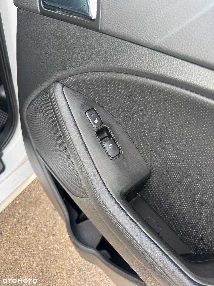 Kia Optima 2.0 Hybrid L - 15