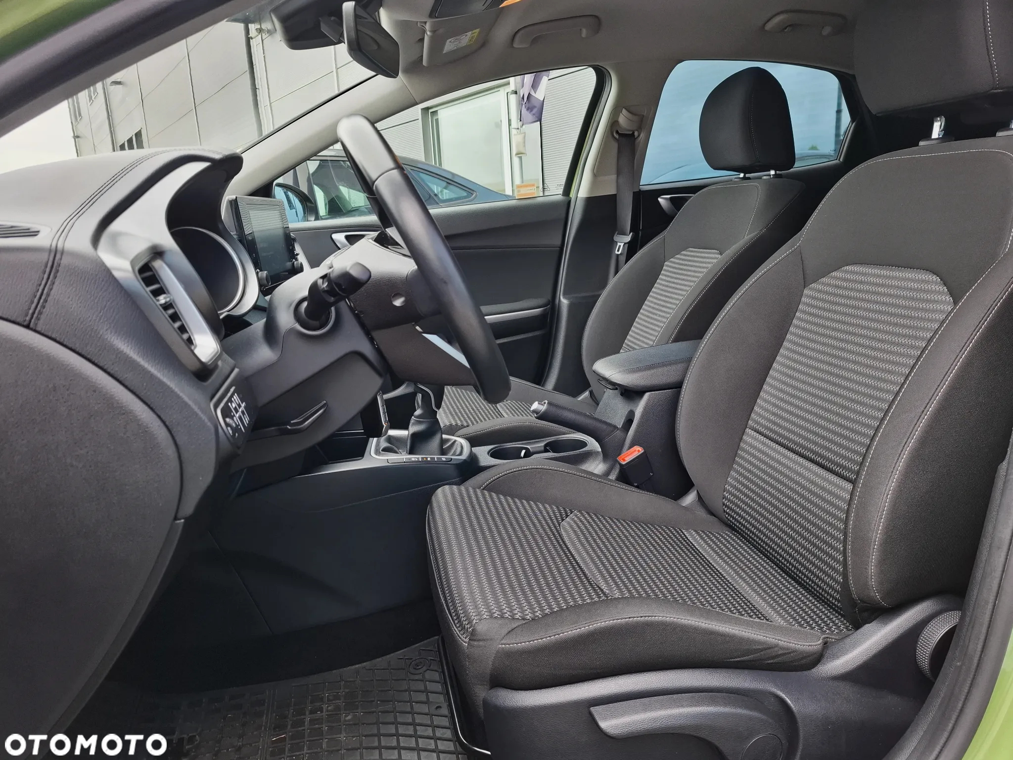 Kia XCeed 1.5 T-GDI M - 11