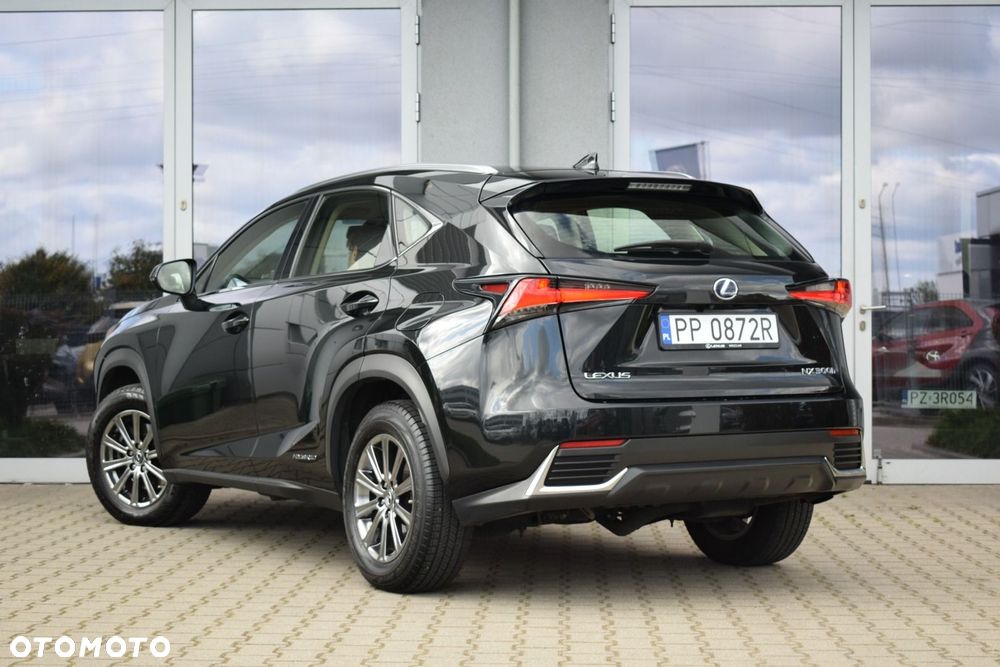 Lexus NX 300h Elegance AWD - 9