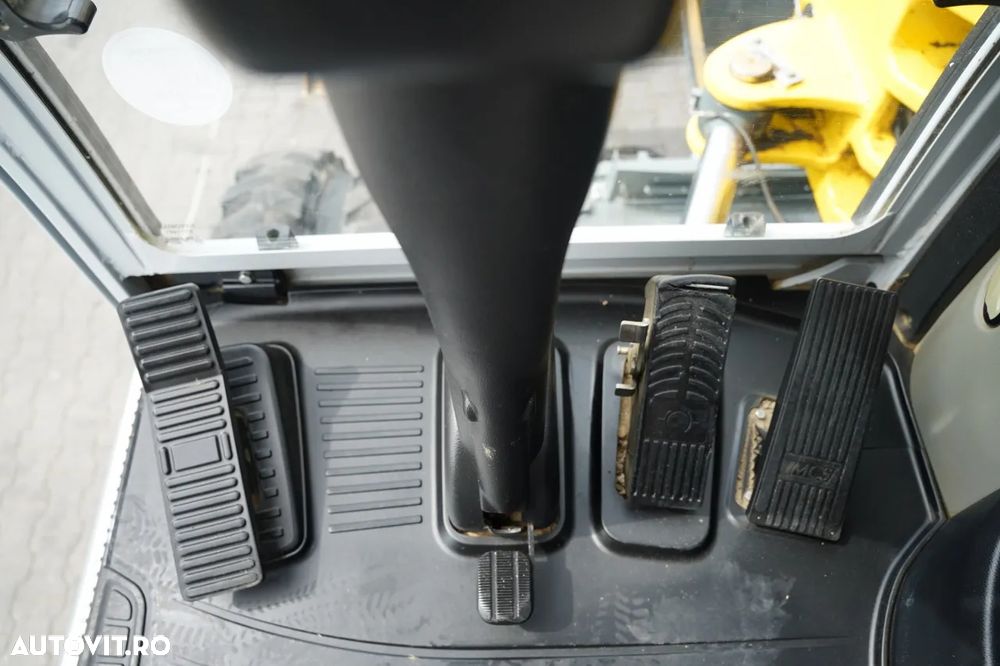 Wacker NEUSON EW 100 / EXCAVATOR PE ROȚI / AER CONDIȚIONAT / CAMERĂ / 2020 - 31