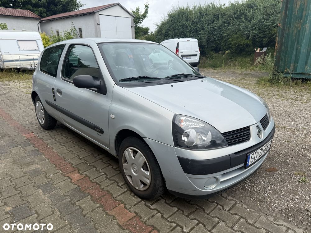 Renault Clio - 1