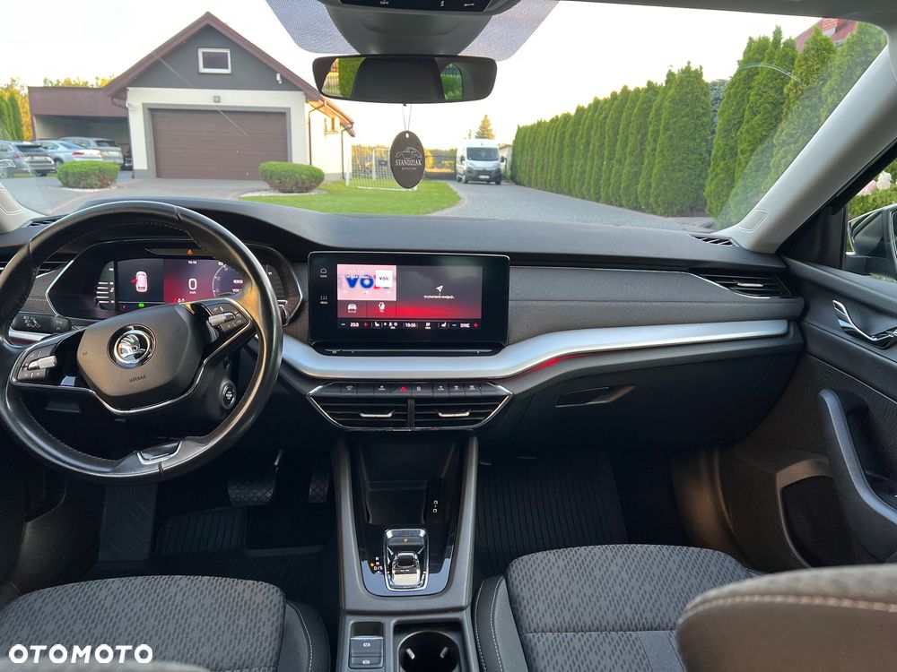 Skoda Octavia 2.0 TDI Style DSG - 22