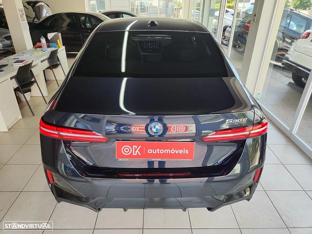 BMW 530 e Pack Desportivo M — fotografia 10