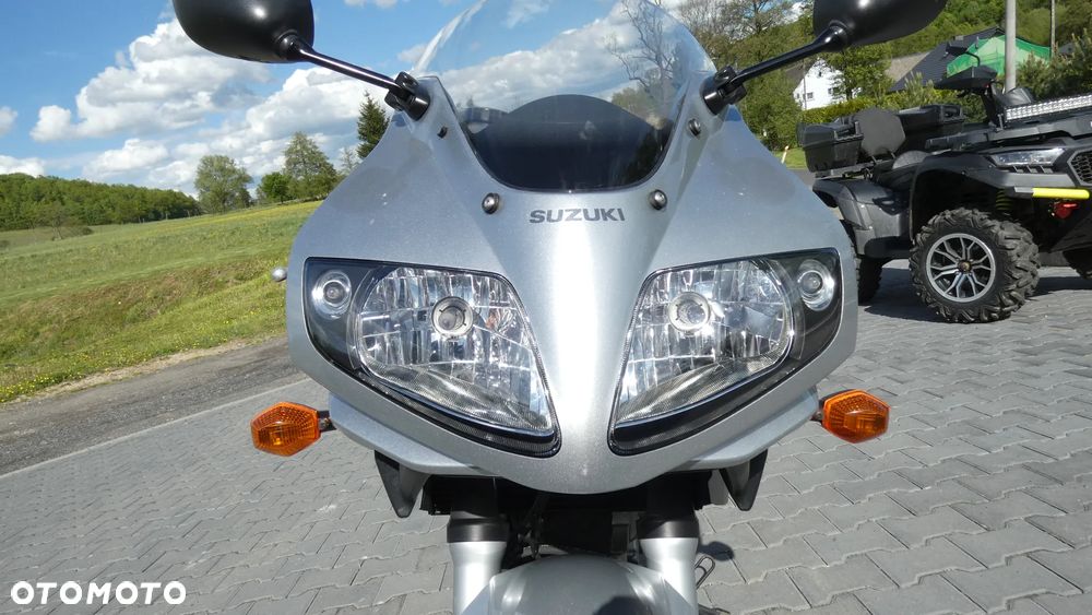 Suzuki SV - 19