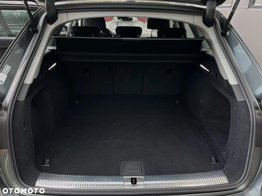 Audi A4 Avant 40 TFSI quattro S tronic S line - 38