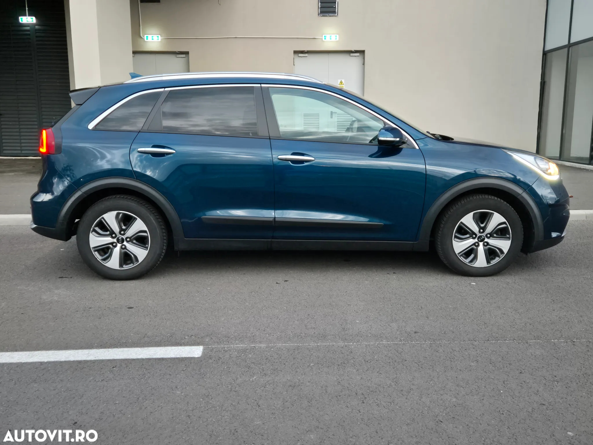 Kia Niro 1.6 GDI 2WD Aut. Spirit - 19