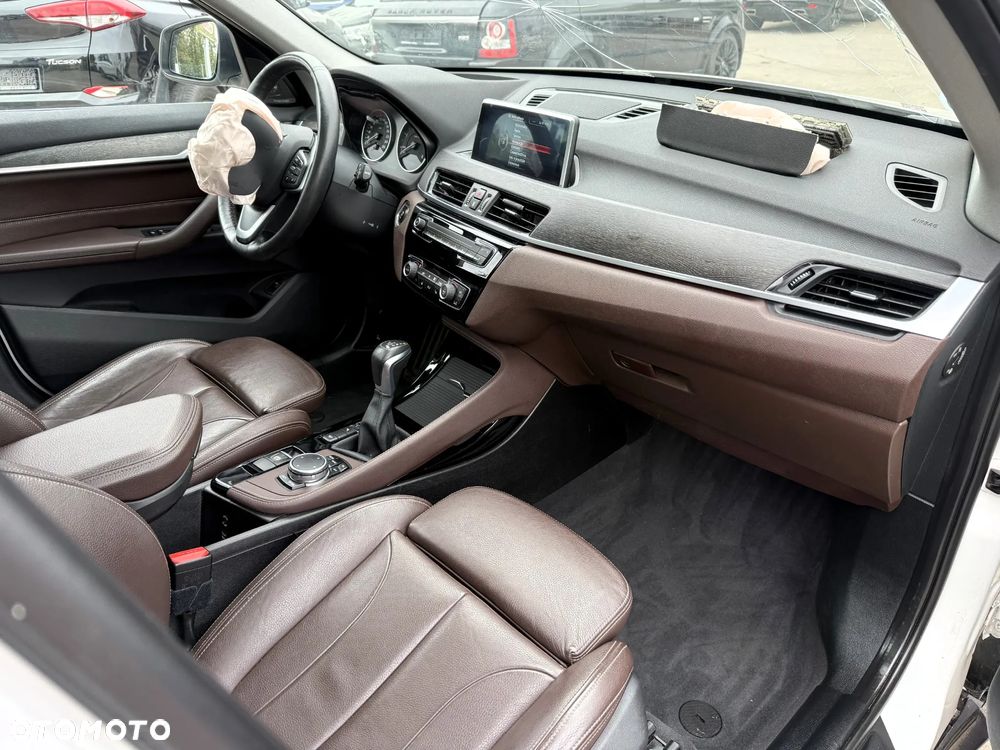 BMW X1 xDrive20d Sport Line - 8