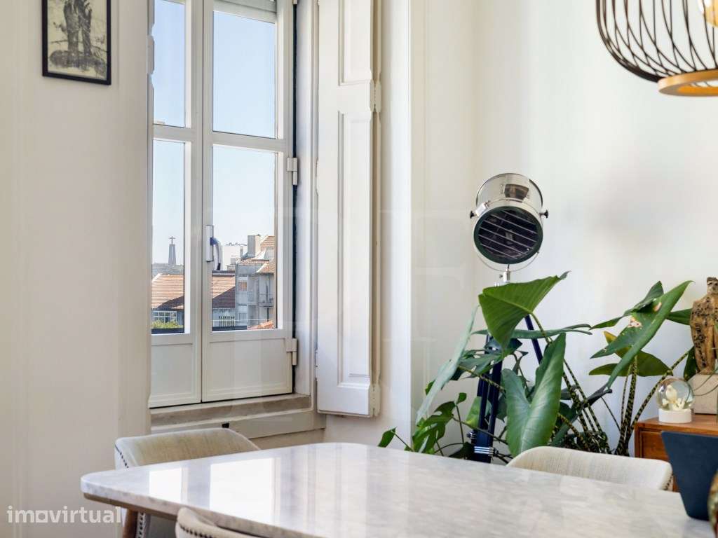 T3 luminoso com 105m² em Campo de Ourique - Grande imagem: 2/24