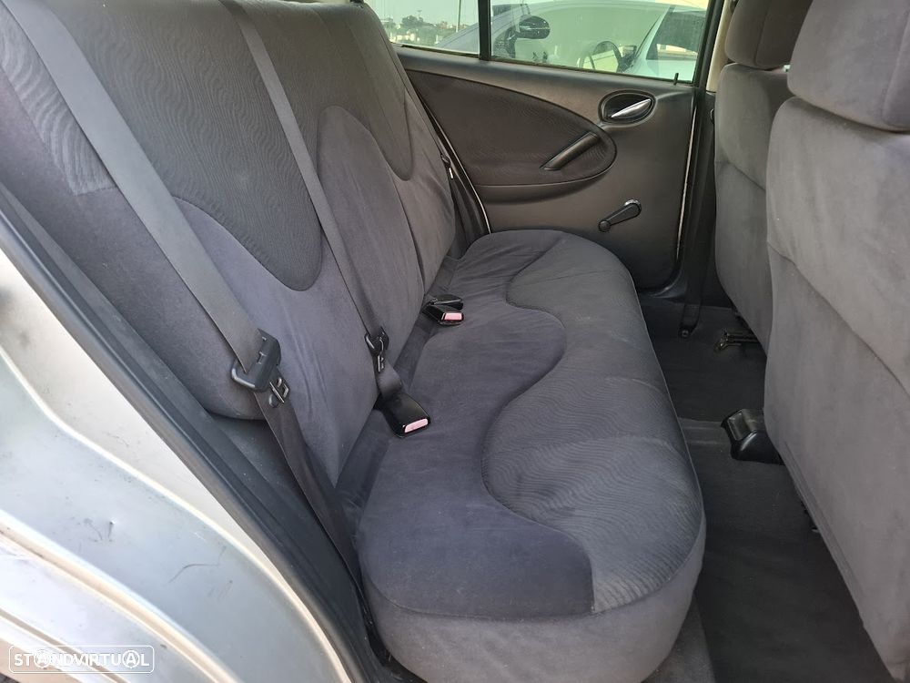 Rover 25 1.1 Classic - 30