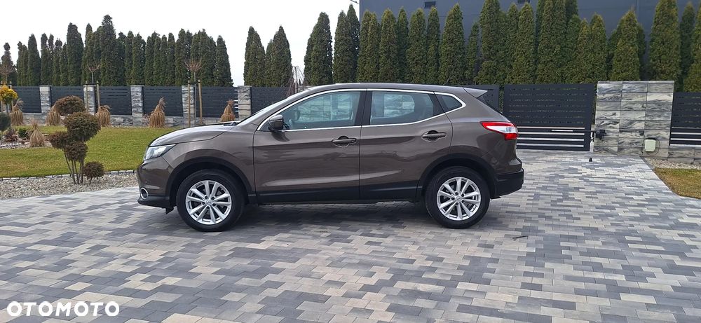 Nissan Qashqai 1.6 DCi Xtronic TEKNA - 27