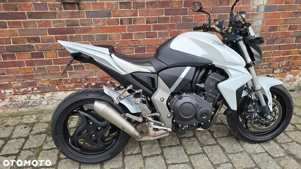 Honda CB - 30