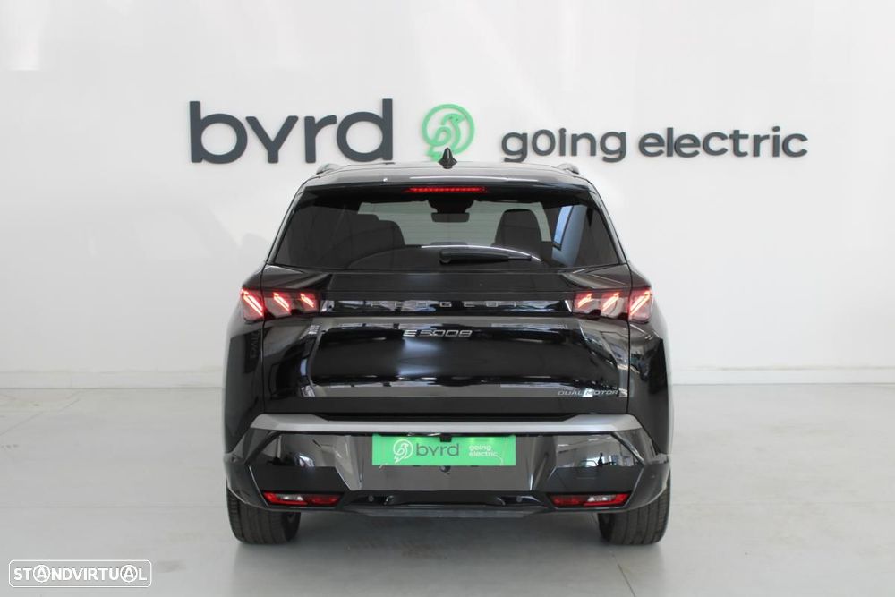 Peugeot E-5008 73 kWh Dual Motor GT - 7